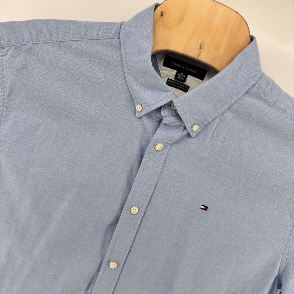 Tommy Hilfiger Men’s XL Light Blue Short Sleeve Button Down Stretch Shirt